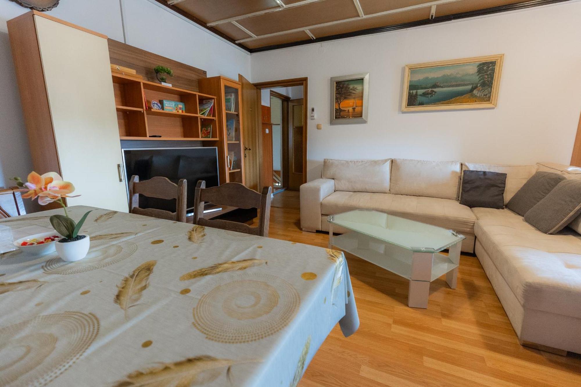 Rooms Kozarje Ljubljana Kültér fotó